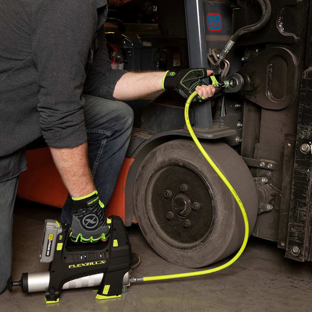 Quick-Release Grease Coupler