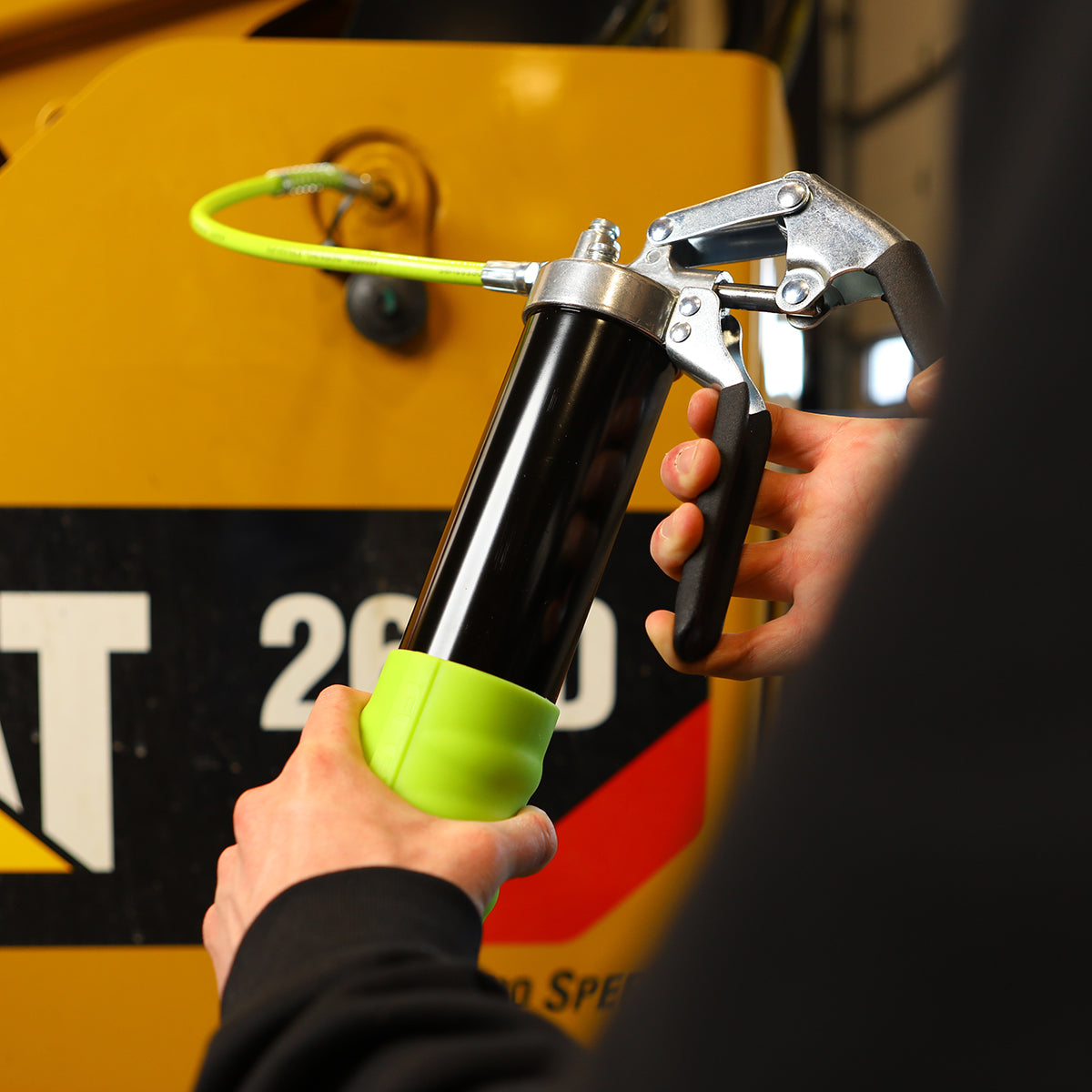 Heavy Duty Pistol Grip Grease Gun – Flexzilla.com