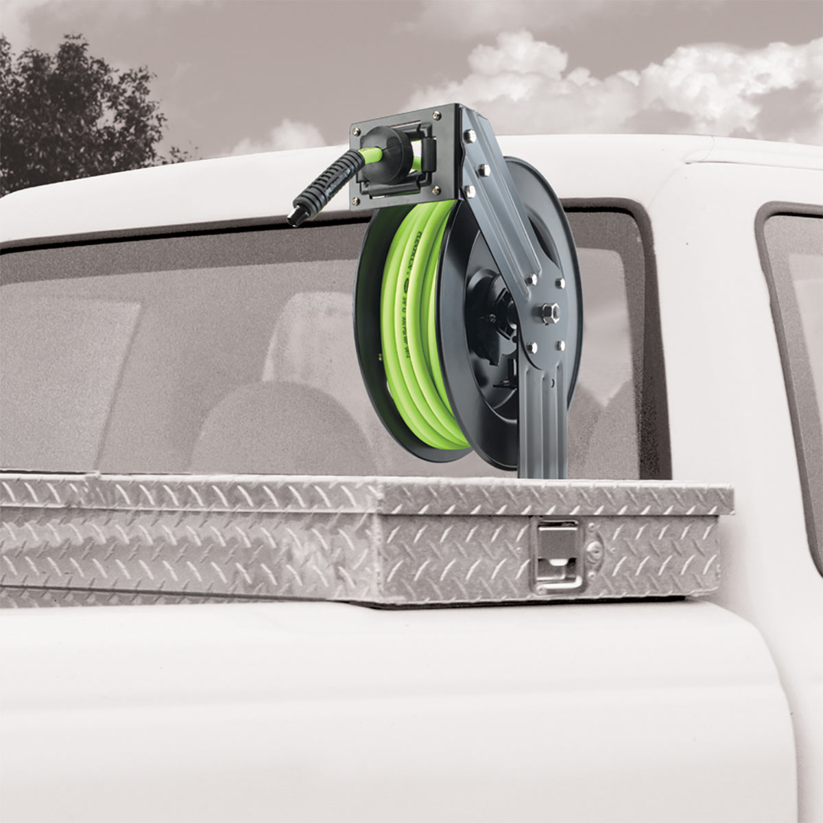 Open Face Retractable Air Hose Reel – Flexzilla.com