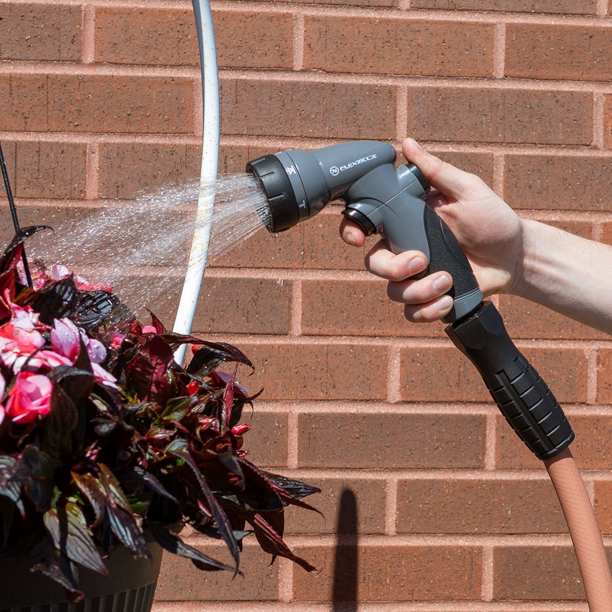 6-Pattern Adjustable Garden Hose Nozzle